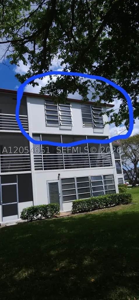 285 Fanshaw G Boca Raton FL 33434