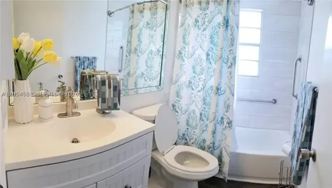 285 Fanshaw G Boca Raton FL 33434