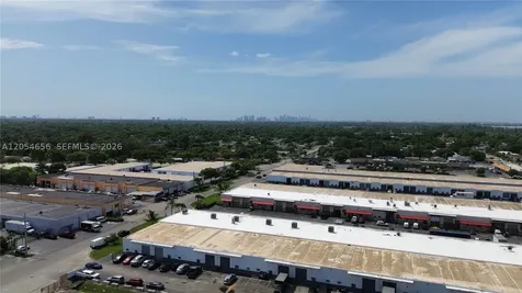 2000 NW 139th Opa-Locka FL 33054