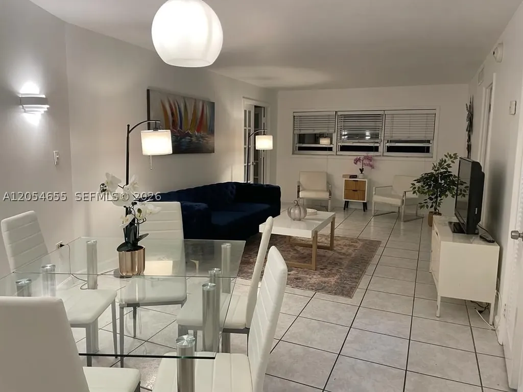 1881 Washington Avenue Miami Beach FL 33139