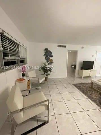 1881 Washington Avenue Miami Beach FL 33139