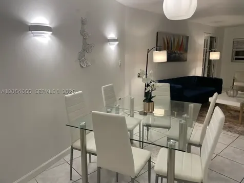 1881 Washington Avenue Miami Beach FL 33139