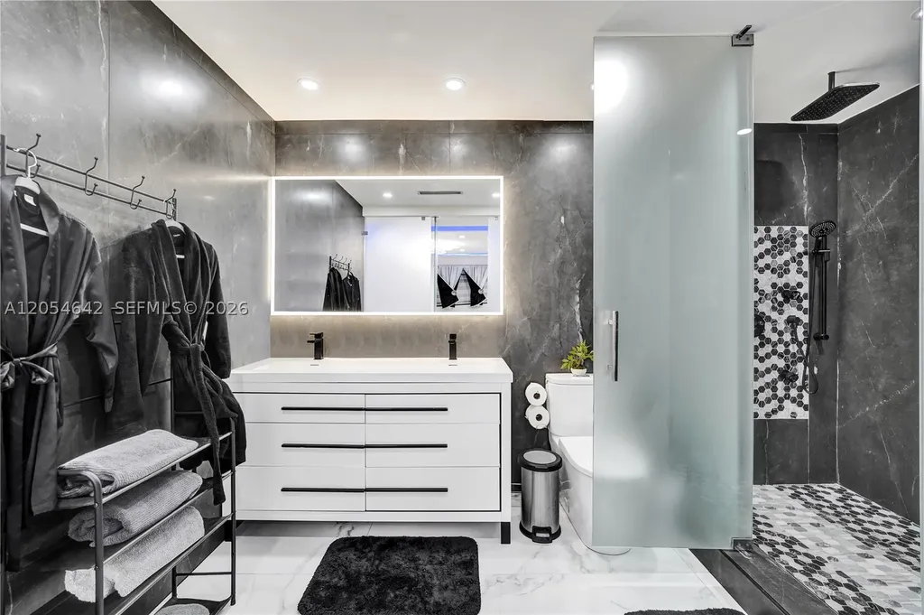 3701 Mckinley Street Hollywood FL 33021
