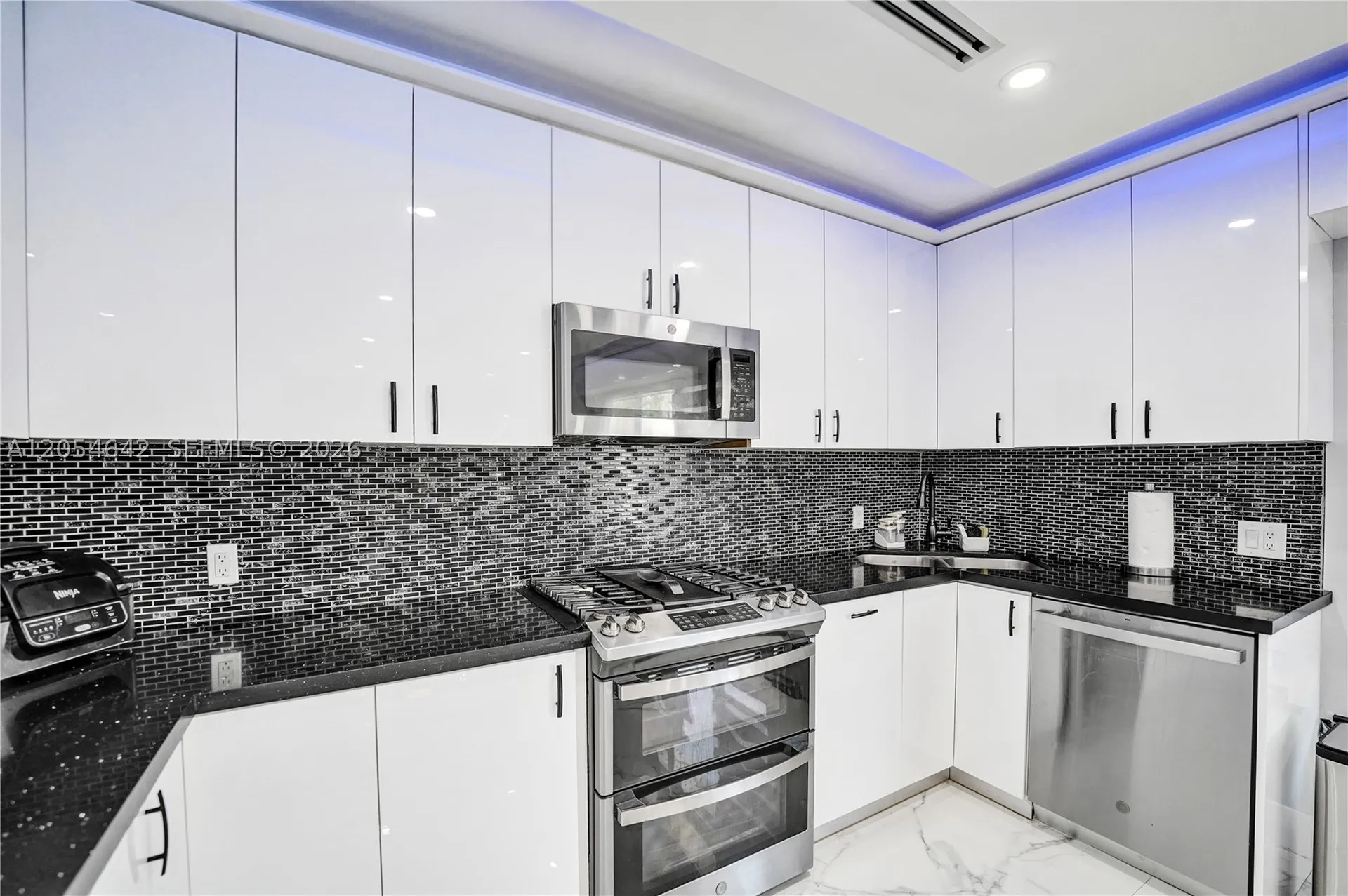 3701 Mckinley Street Hollywood FL 33021