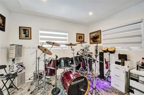 3701 Mckinley Street Hollywood FL 33021