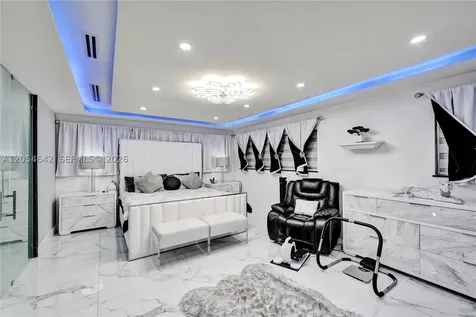 3701 Mckinley Street Hollywood FL 33021