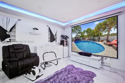 3701 Mckinley Street Hollywood FL 33021