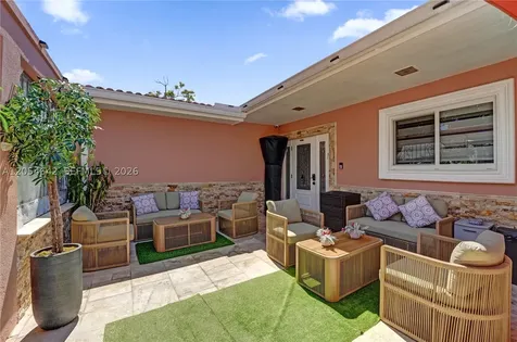 3701 Mckinley Street Hollywood FL 33021