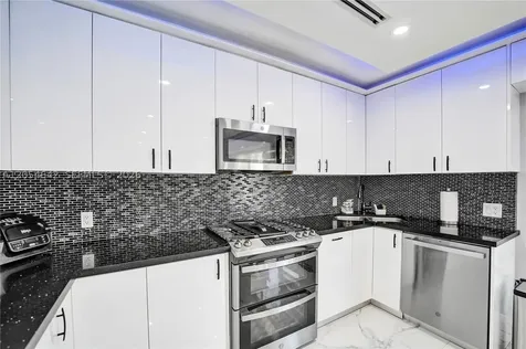 3701 Mckinley Street Hollywood FL 33021