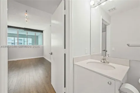 60 SW 13th Street Miami FL 33130