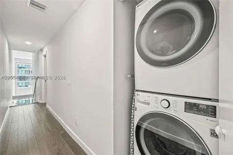 60 SW 13th Street Miami FL 33130