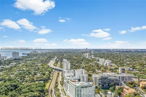 60 SW 13th Street Miami FL 33130