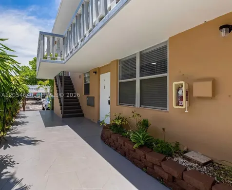 1140 71st Street Miami Beach FL 33141