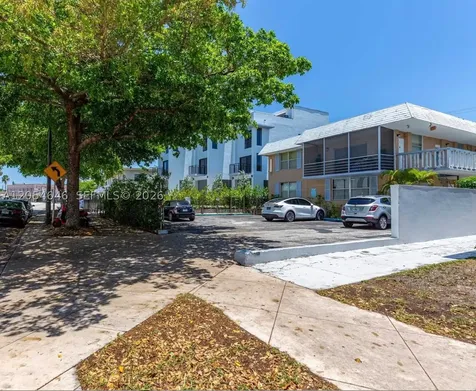1140 71st Street Miami Beach FL 33141
