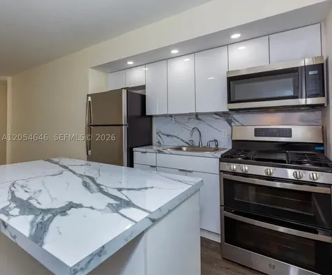 1140 71st Street Miami Beach FL 33141