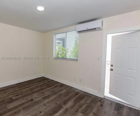 1140 71st Street Miami Beach FL 33141