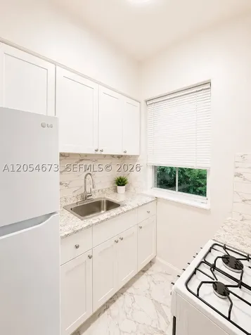 322 25th Street Miami Beach FL 33140