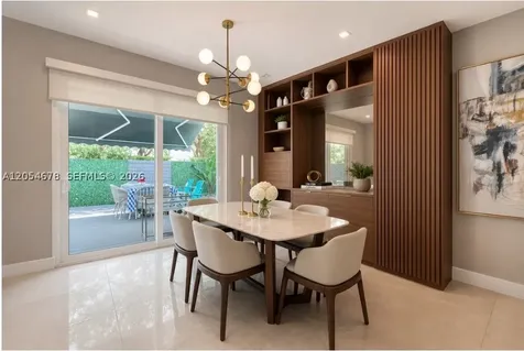 10384 NW 67th Terrace Doral FL 33178
