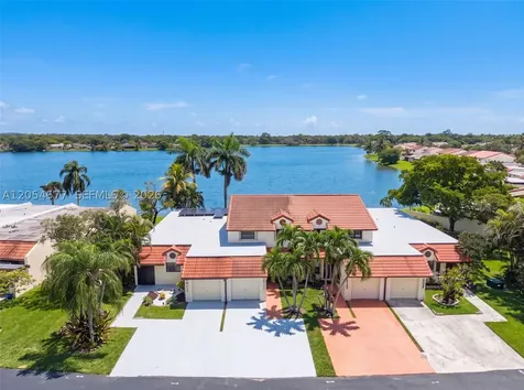 19113 NW 64th Court Hialeah FL 33015