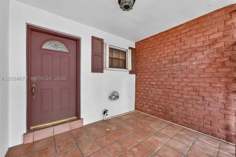 19113 NW 64th Court Hialeah FL 33015