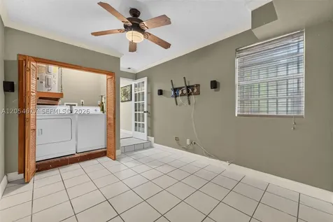 19113 NW 64th Court Hialeah FL 33015