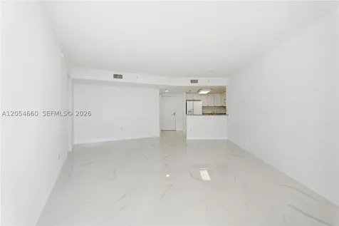 19501 W Country Club Drive Aventura FL 33180