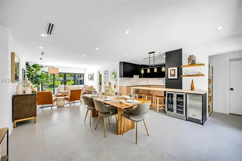 530 SW 18th Terrace Miami FL 33129