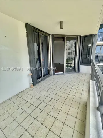 520 Brickell Key Drive Miami FL 33131