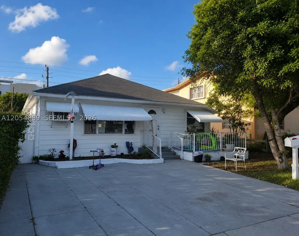 1711 Jackson Street Hollywood FL 33020