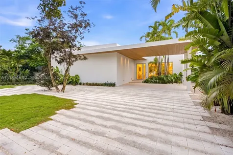 188 Cherokee Street Miami Springs FL 33166