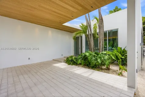 188 Cherokee Street Miami Springs FL 33166