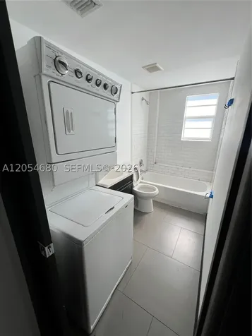 1876 SW 11th Terrace Miami FL 33135