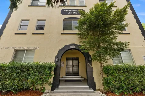 1876 SW 11th Terrace Miami FL 33135