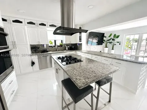 8641 NW 19th Street Pembroke Pines FL 33024