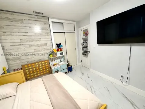 8641 NW 19th Street Pembroke Pines FL 33024