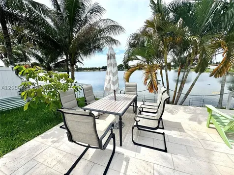 8641 NW 19th Street Pembroke Pines FL 33024