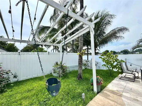 8641 NW 19th Street Pembroke Pines FL 33024