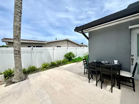8641 NW 19th Street Pembroke Pines FL 33024