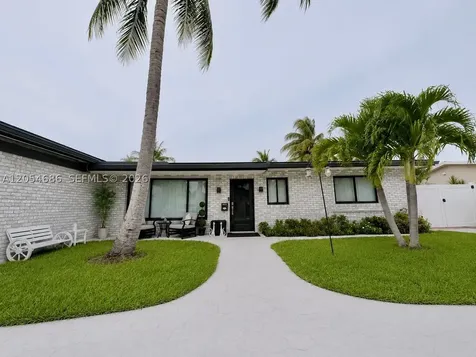 8641 NW 19th Street Pembroke Pines FL 33024