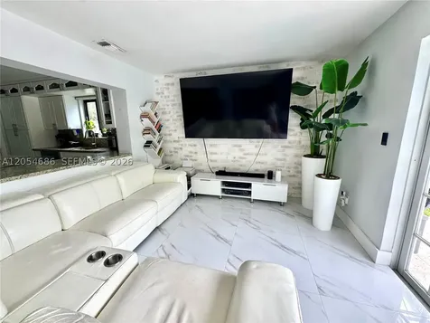 8641 NW 19th Street Pembroke Pines FL 33024