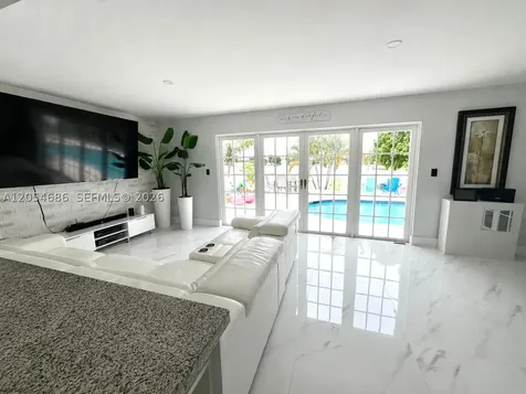 8641 NW 19th Street Pembroke Pines FL 33024