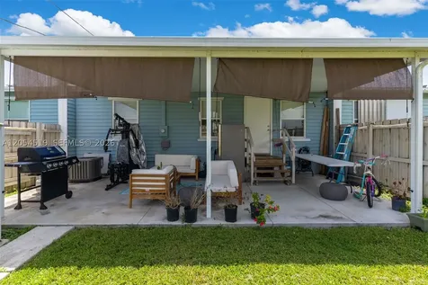 170 NW 9th Avenue Florida City FL 33034