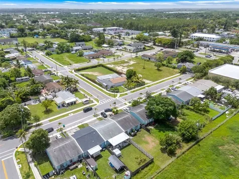 170 NW 9th Avenue Florida City FL 33034