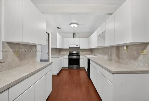 12021 SW 174th Street Miami FL 33177