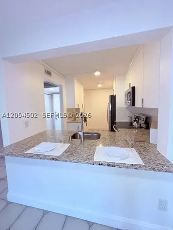 871 NE 207th Terrace Miami FL 33179