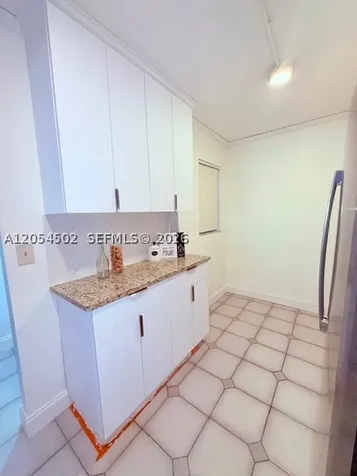 871 NE 207th Terrace Miami FL 33179