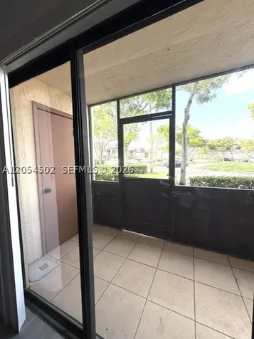 871 NE 207th Terrace Miami FL 33179