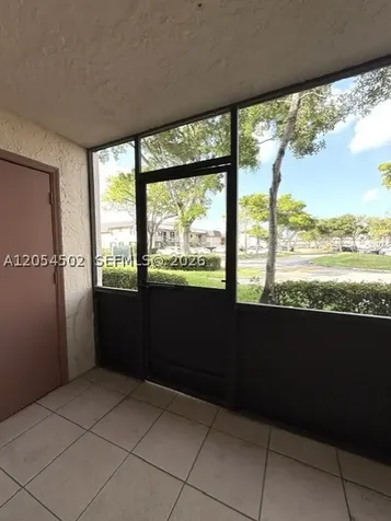 871 NE 207th Terrace Miami FL 33179