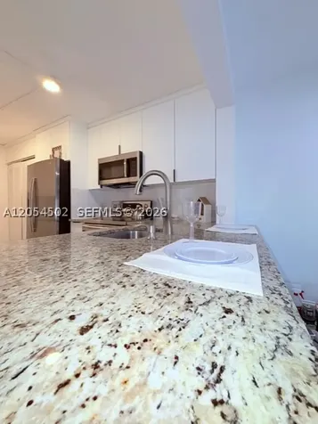 871 NE 207th Terrace Miami FL 33179