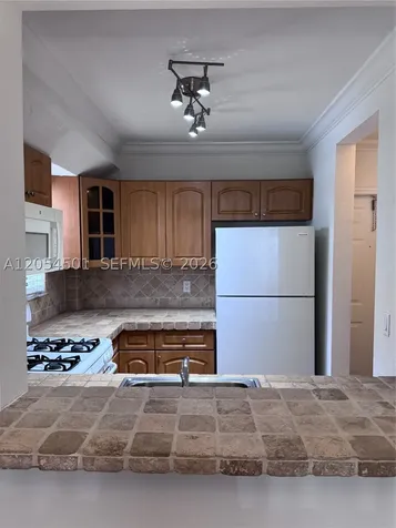 6705 N Kendall Drive Pinecrest FL 33156